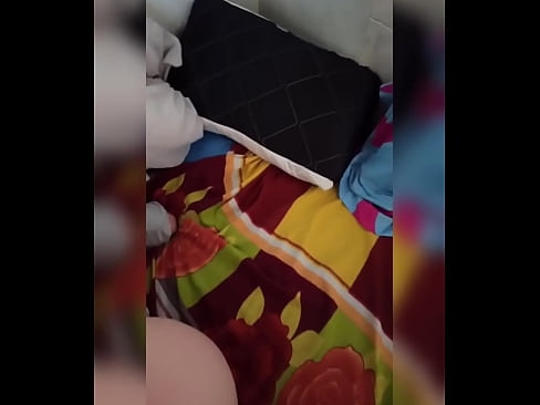 ❤️ Moje spolubydlící zůstává doma sama, protože její manžel jede na dovolenou a já využívám příležitosti, abych ji ošukal a naplnil jí prdelku mlékem. ❤❌ Šukání video u nás ❌